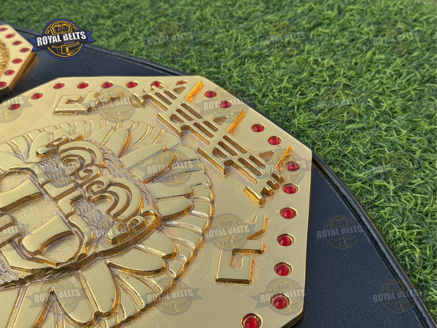 AAA Mexico wrestling World Heavyweight belt dye casted finish