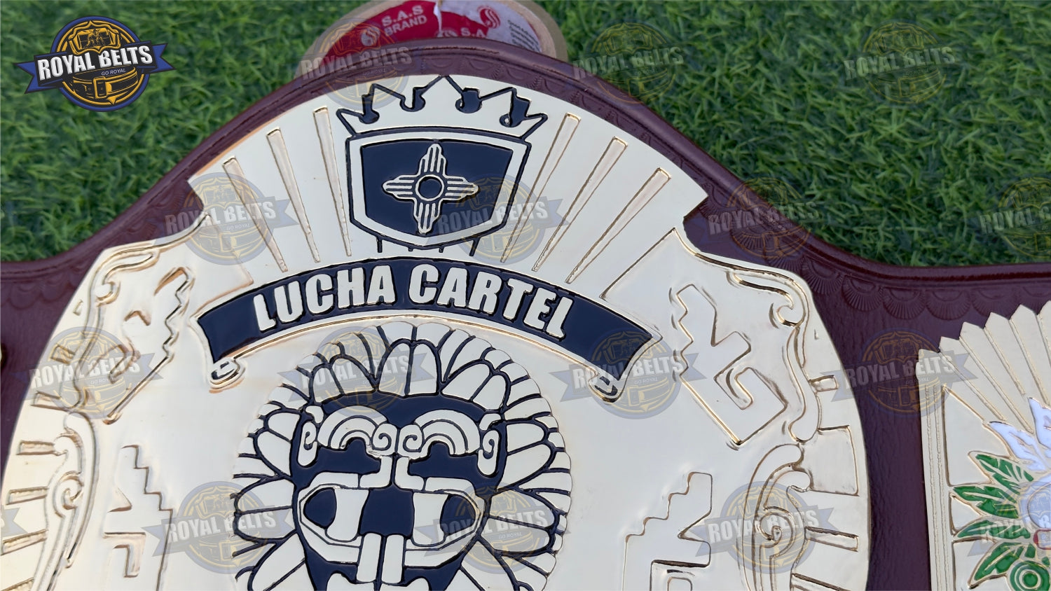 Wrestling title belt replica with Mexican lucha design and premium gold metal plates