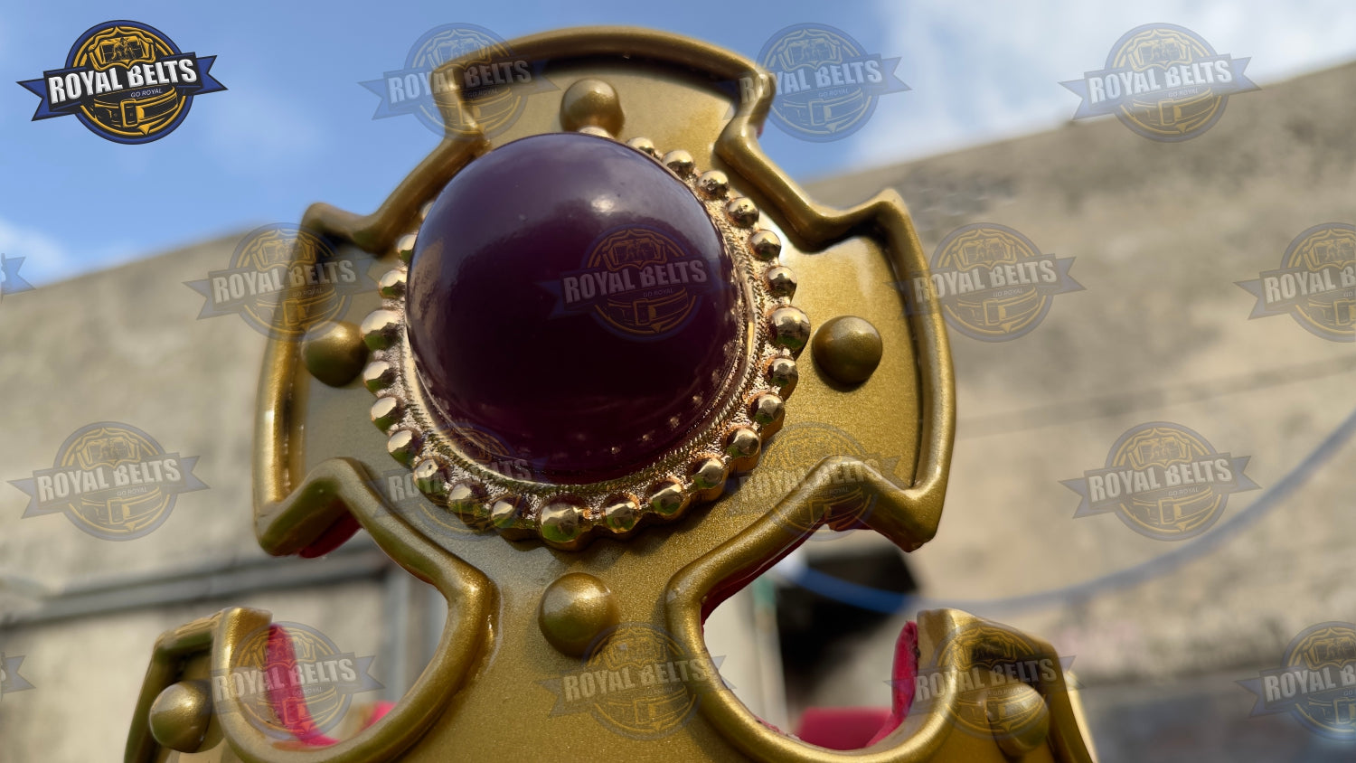 Macho Man Randy Savage crown wrestling collectible with iconic colorful design Manufacture by Royal Belts 