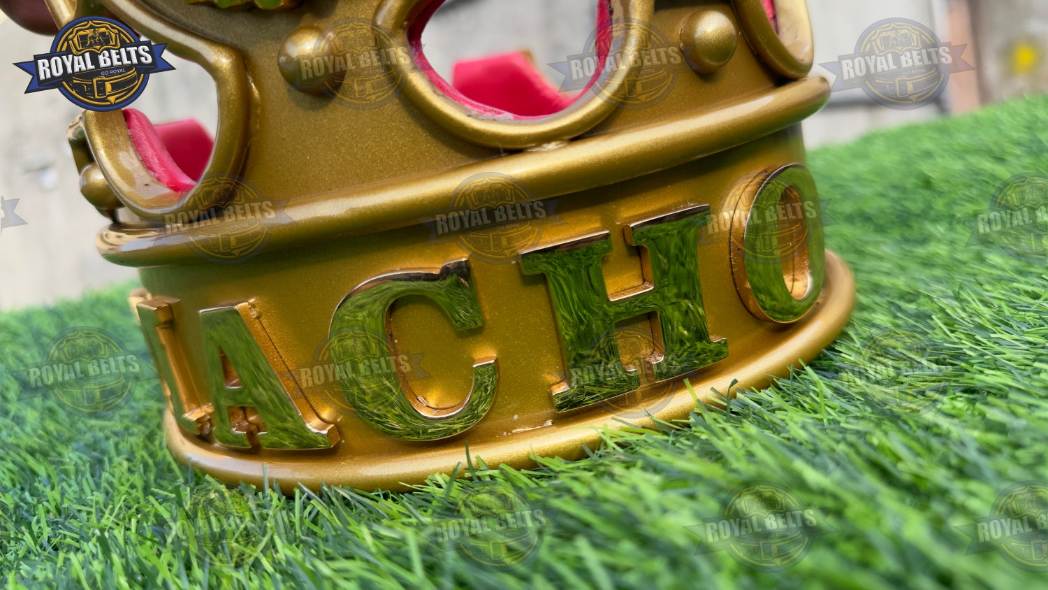 Macho Man Randy Savage crown wrestling legend accessory