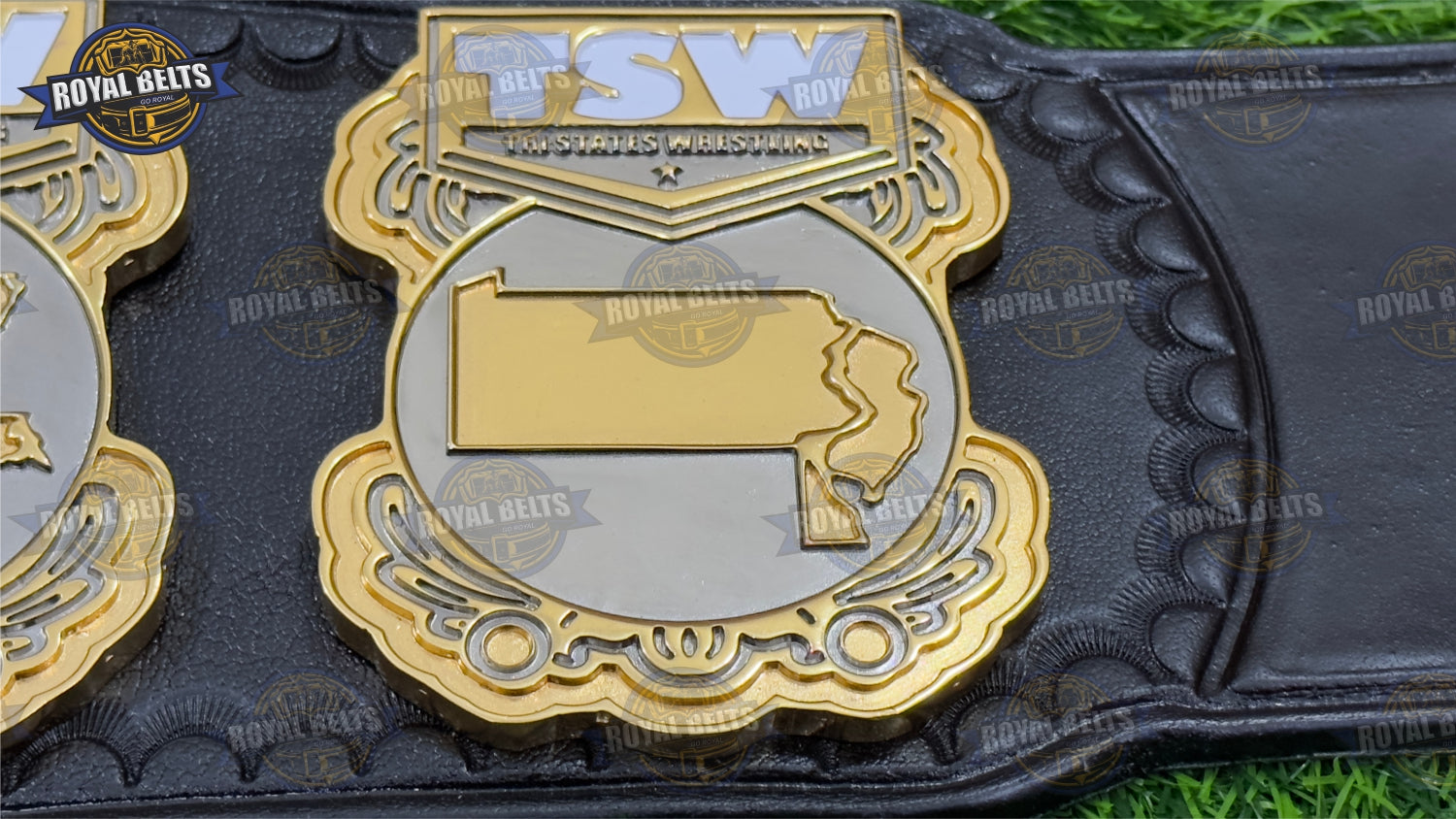 TSW heavyweight championship belt showcasing HD engraving and bold center design