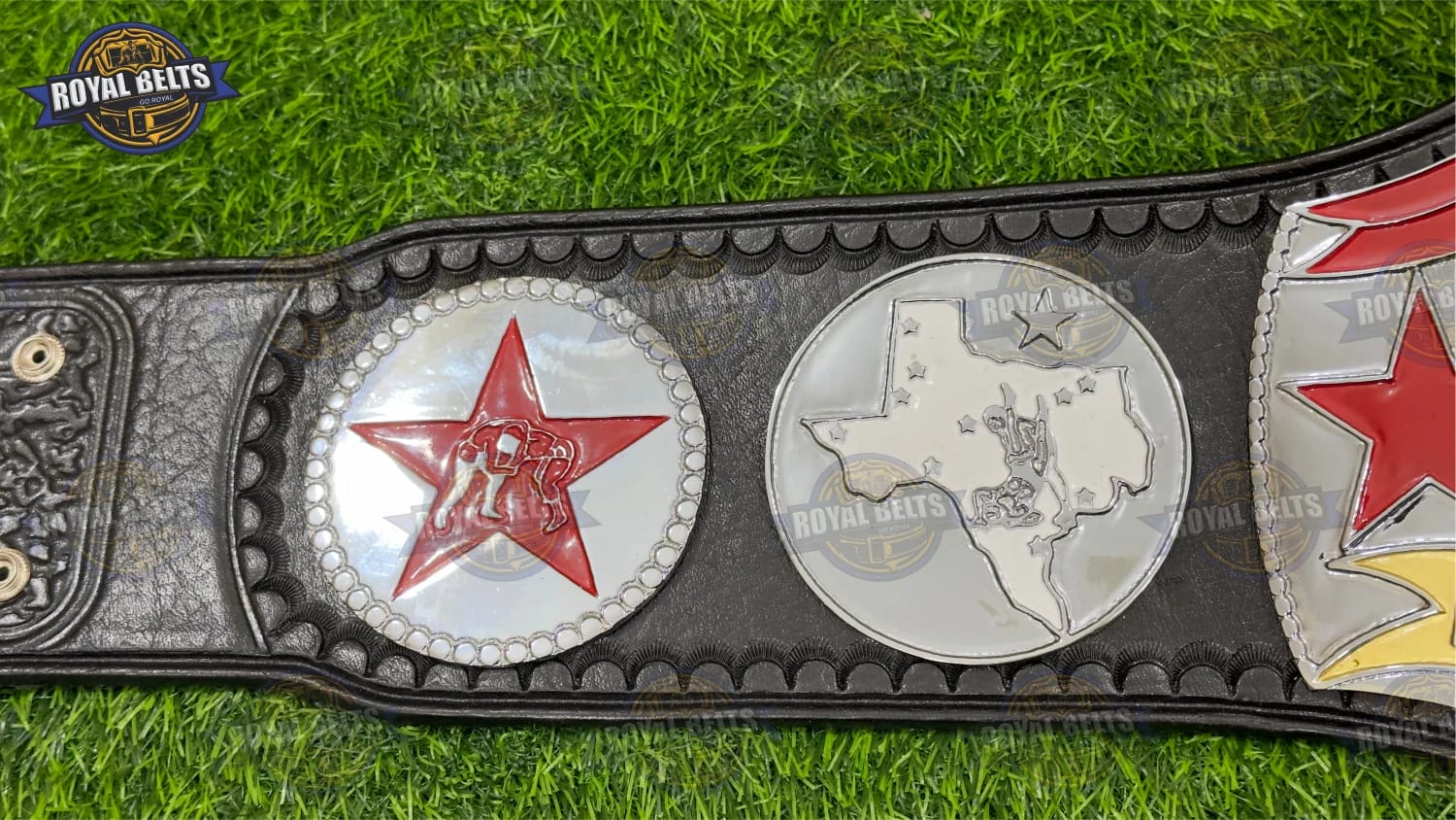Texas Heavyweight Wrestling Championship Title Belt crisp engraved details with mirror chrome surface
