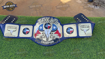 Texas Heavyweight Championship Belt featuring engraved Texas star and mirror finished gold plates Designed by Royal Belts
