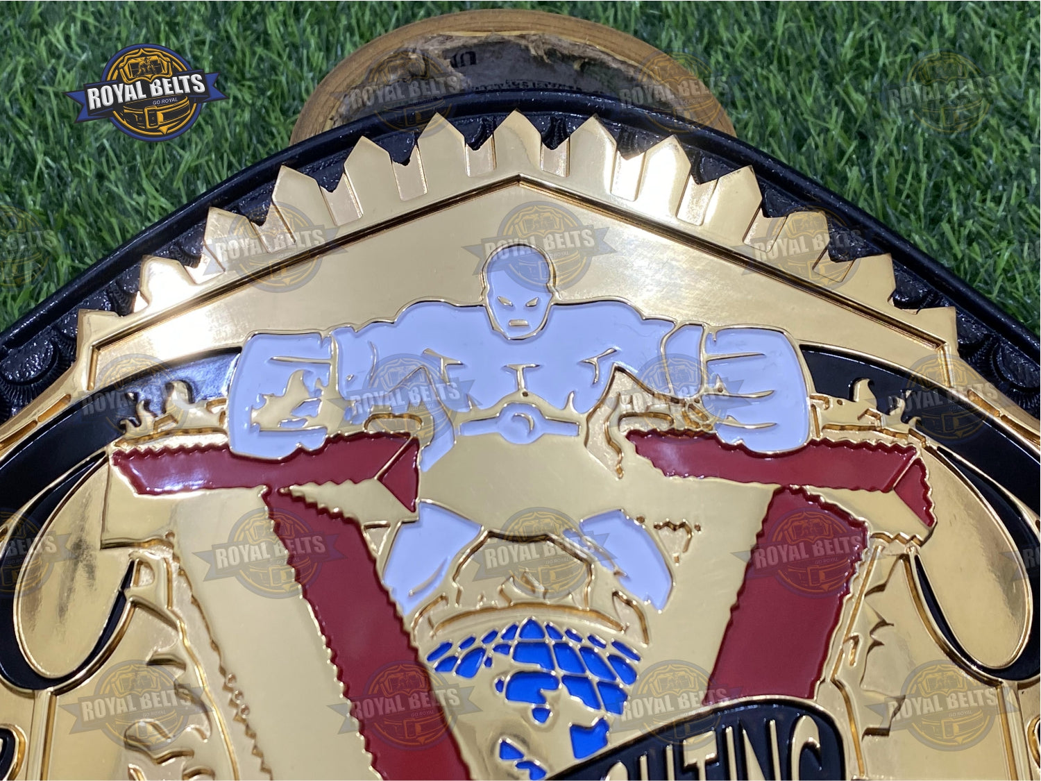 Championship V belt with oversized CNC HD center plate, high gloss gold finish, black leather strap